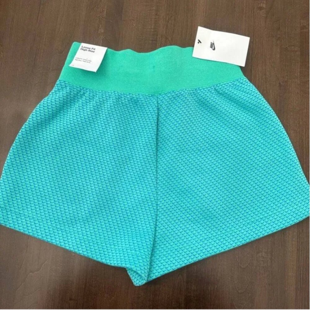 🌸 NWT Nike Women's Sportswear Phoenix Fleece High Rise Shorts (SIZE S) - Picture 7 of 9